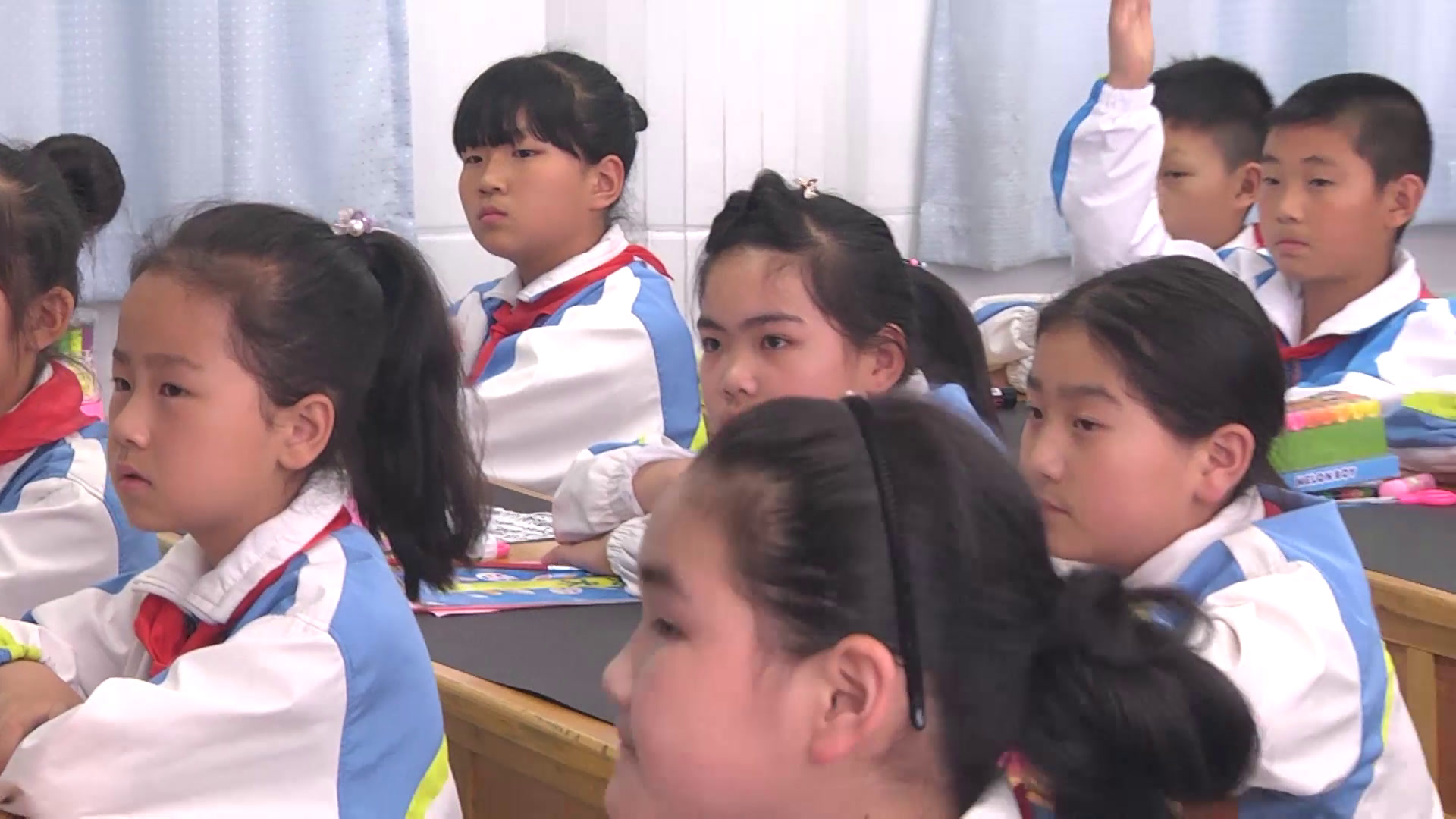 1.人美2011版美术四下《7、生命之源——水》陕西省市一等奖