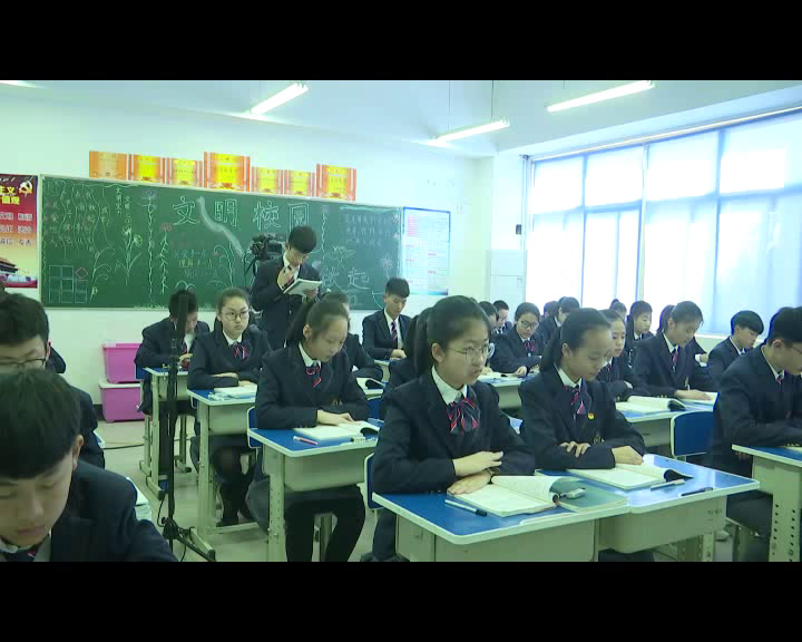 2.人教版语文（部编）八下《4灯笼》河南省省级优课