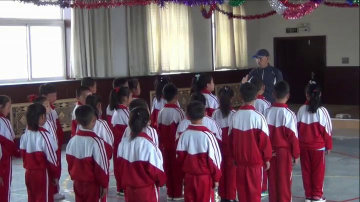 2.人教2011版体育与健康一至二年级《1.快快排队》辽宁省市一等奖