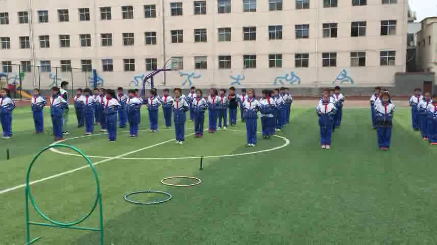 1.人教2011版体育与健康一至二年级《2.基本步型与基本腿法》山西省省一等奖