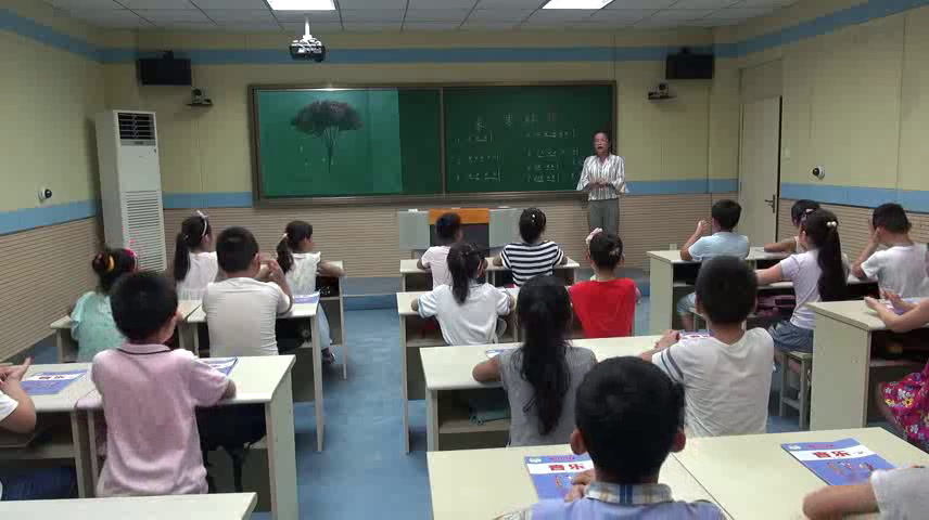 人音版音乐四上《演唱采一束鲜花》安徽宫老师-市一等奖