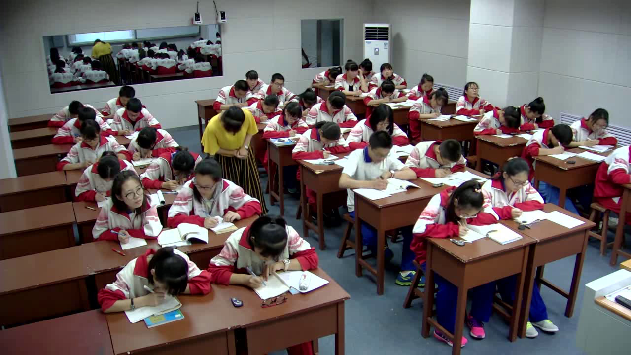人教版数学九上《二次函数y=a(x-h)2，》河北张老师-市一等奖