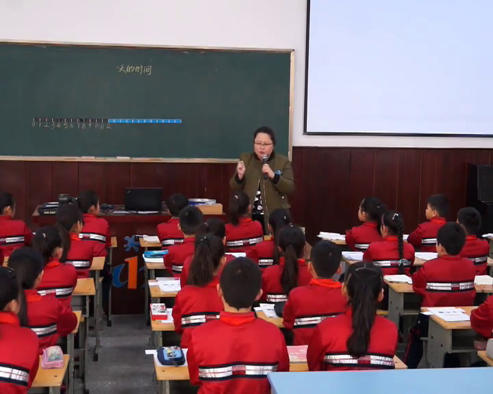 北师大版数学三上《一天的时间》河南朱老师-全国一等奖