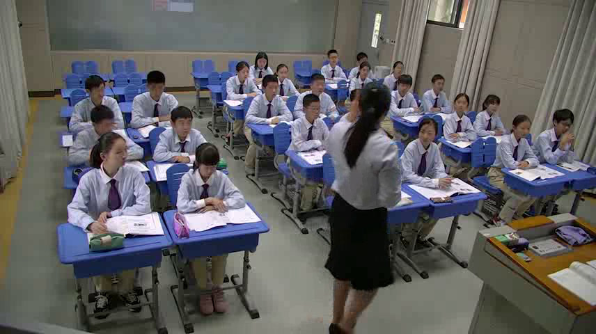 人教版道德与法治八上《关爱他人》湖北陈老师-全国一等奖
