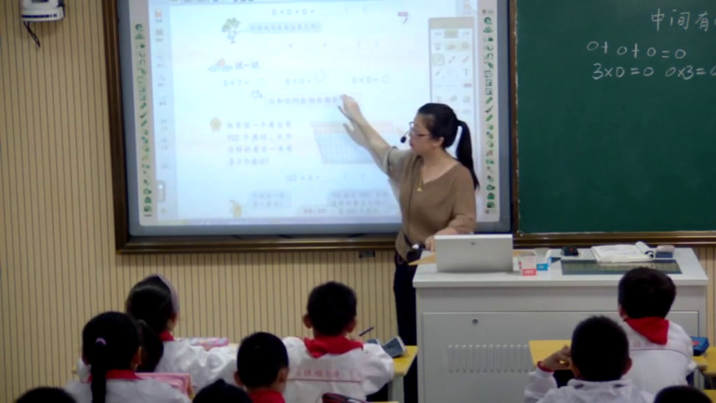 苏教版数学三上《11.乘数中间有0的乘法》安徽李老师-市一等奖