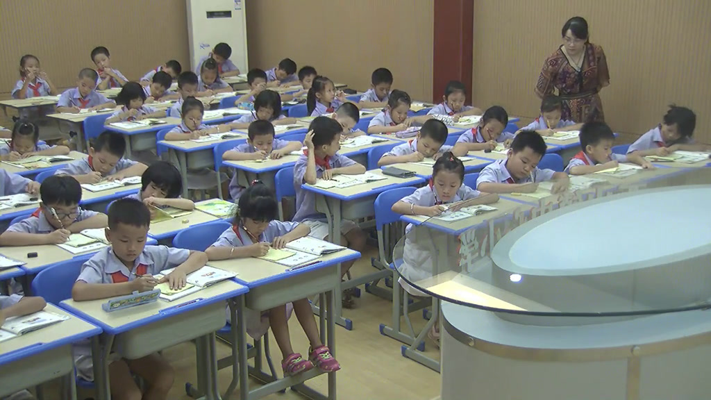 冀教版数学二上《5的乘法口诀》广西李老师-县级优课