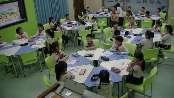 冀教版数学二上《体会“倍”的意义》湖北余老师-市一等奖