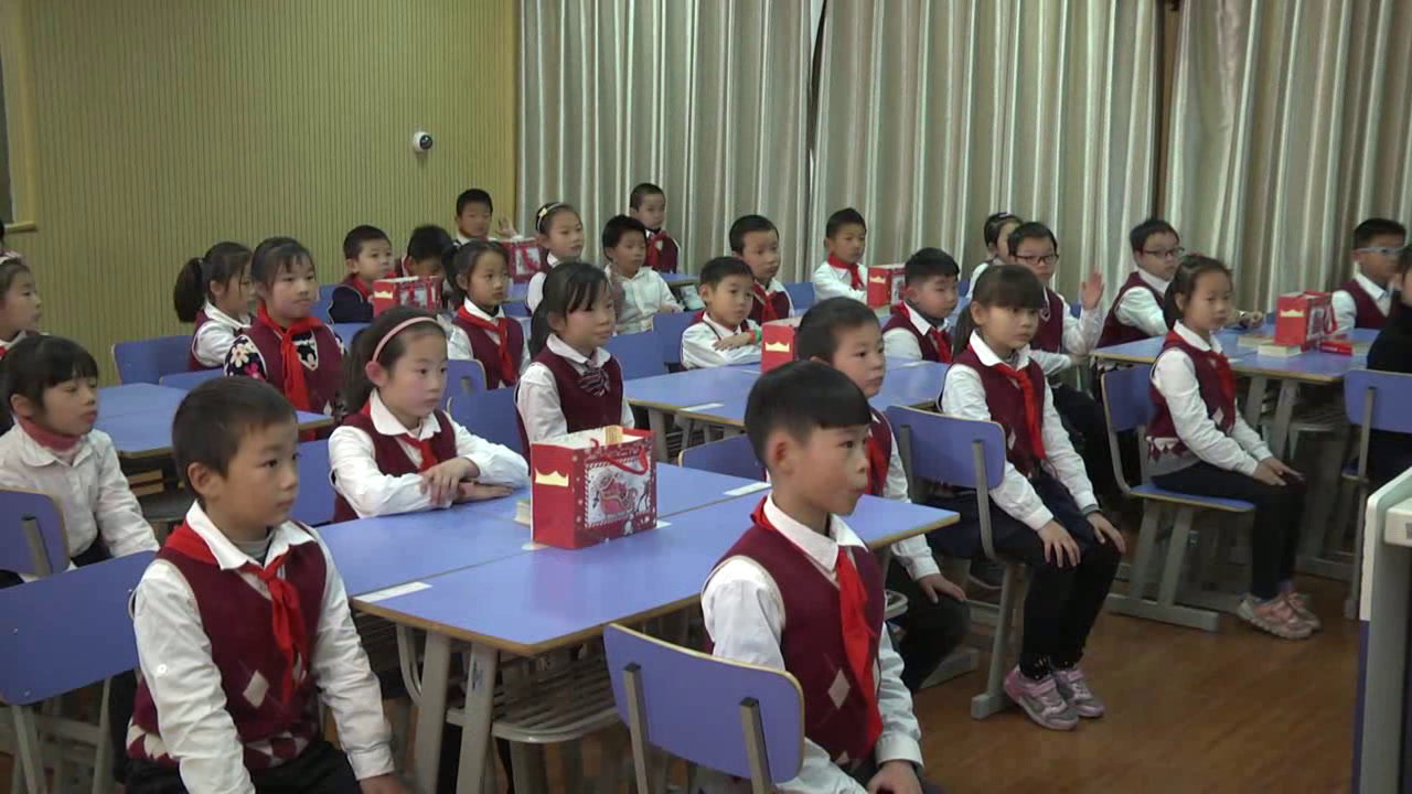 冀教版数学二上《从不同位置观察物体》安徽刘老师-县级优课