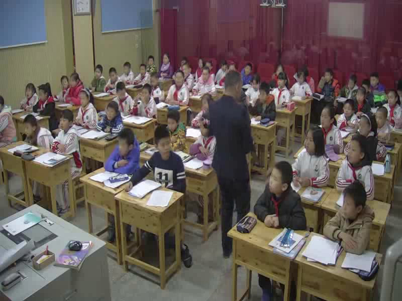 西南师大版数学四上《制作条形统计图》重庆张老师-省一等奖