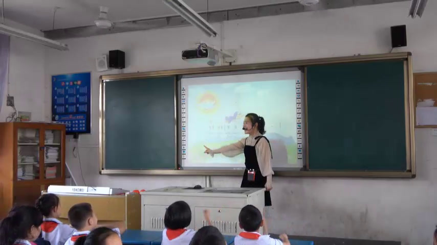 湘文艺版本音乐三上《（音乐游戏）小乌鸦爱妈妈》安徽赵老师-县级优课