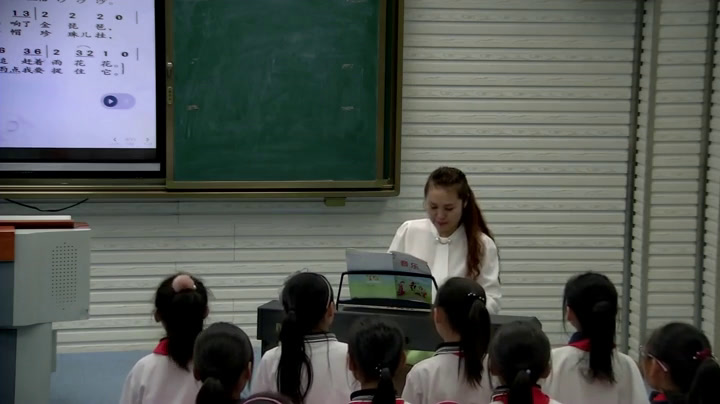 湘文艺版本音乐四上《（演唱）踩雨》宁夏栾老师-县级优课