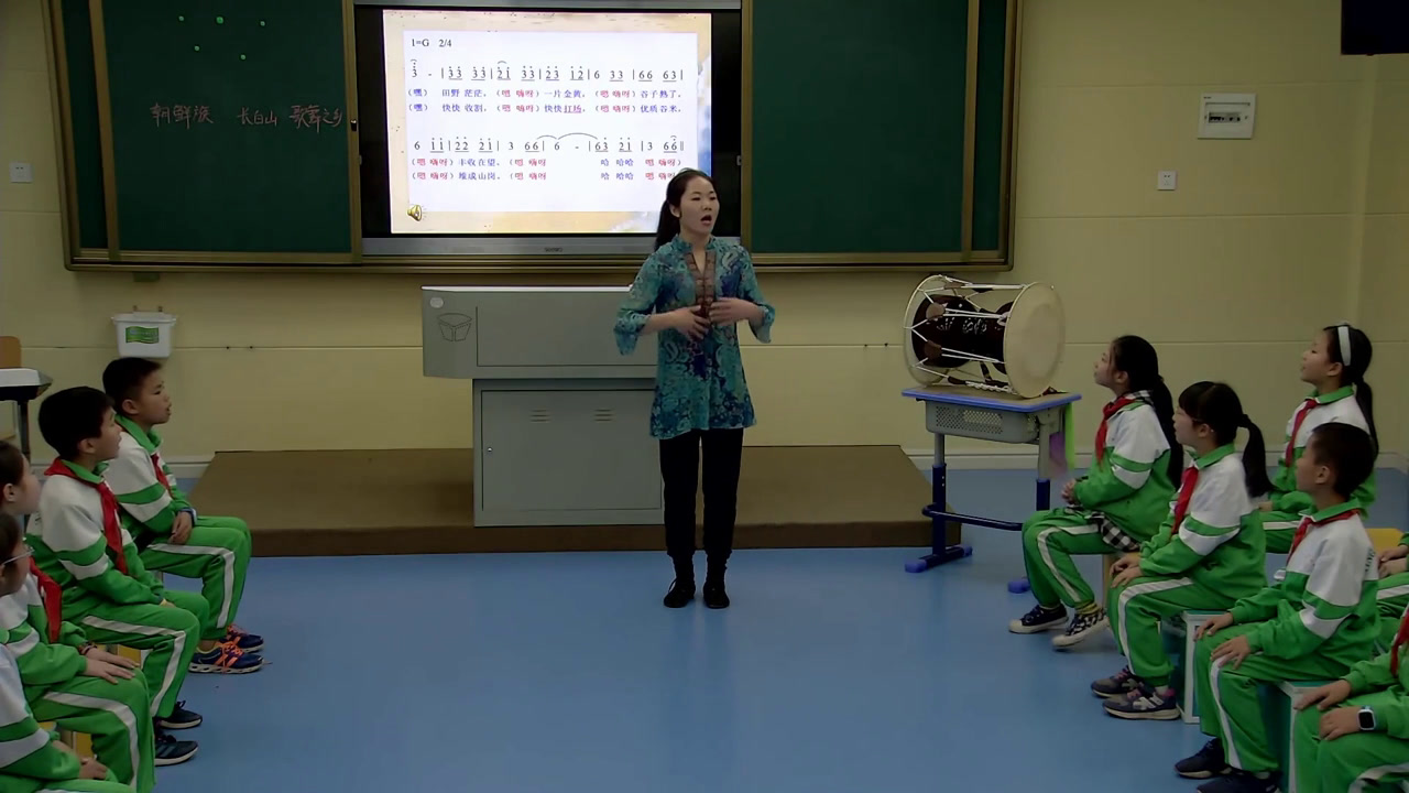 湘文艺版本音乐五上《（演唱）嗯嘿呀》湖南王老师-全国一等奖