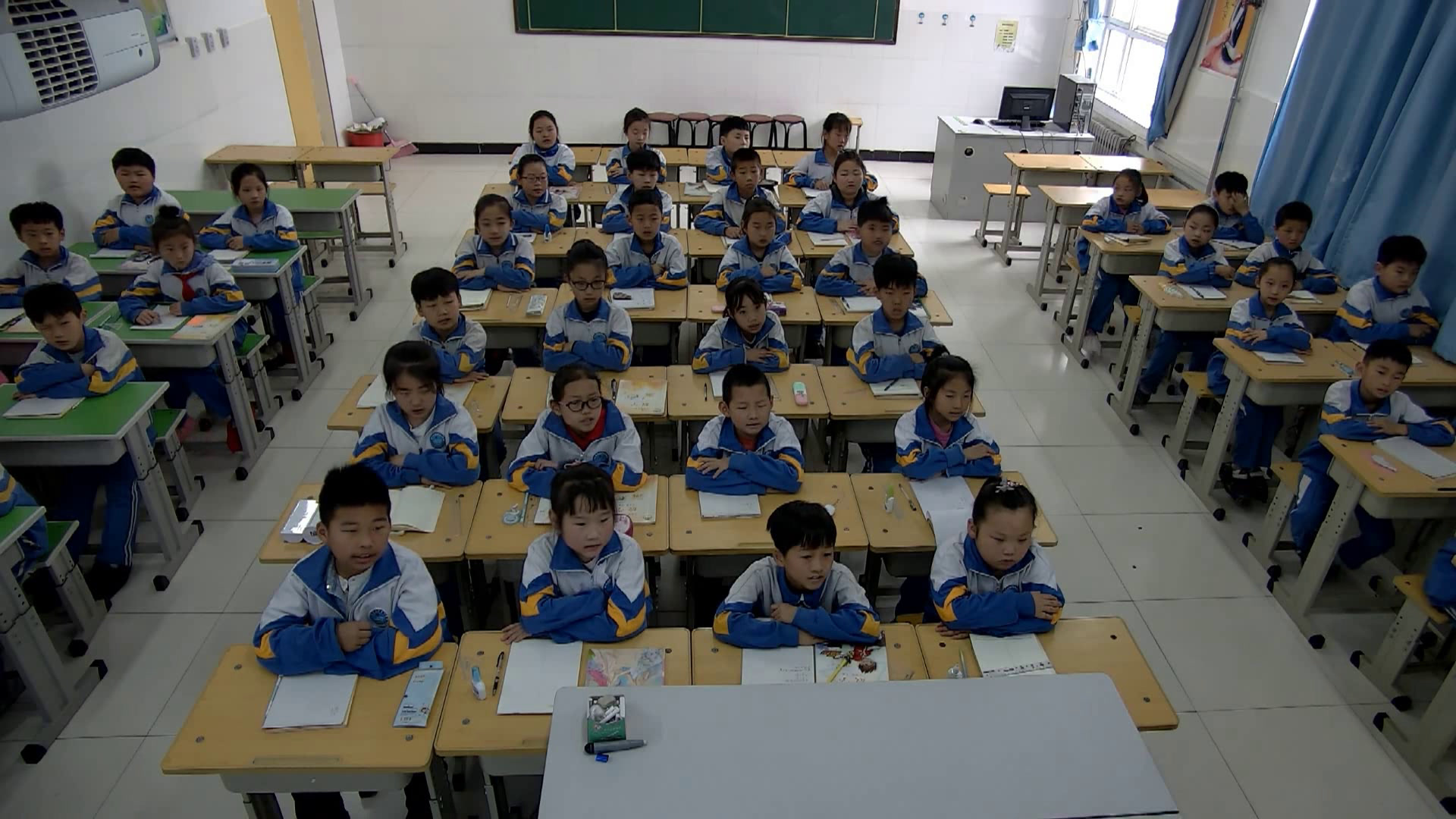 冀教版数学三下《不进位加法、不退位减法》河北张老师-市一等奖