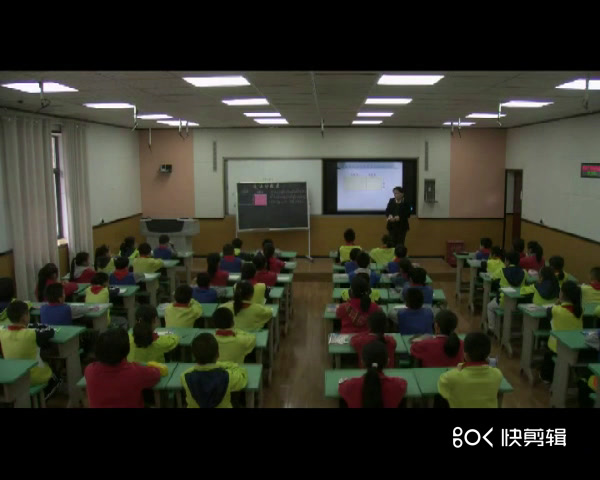 西南师大版数学四下《乘法运算律》贵州龙老师-全国一等奖