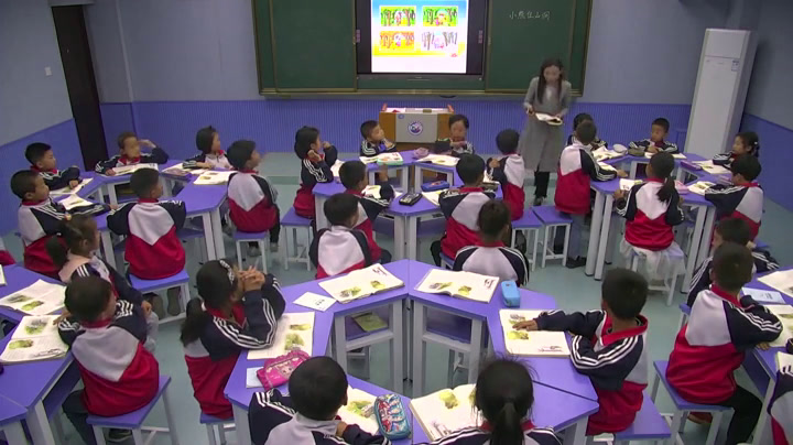 部编版语文一下《和大人一起读小熊住山洞》江苏王老师-省一等奖