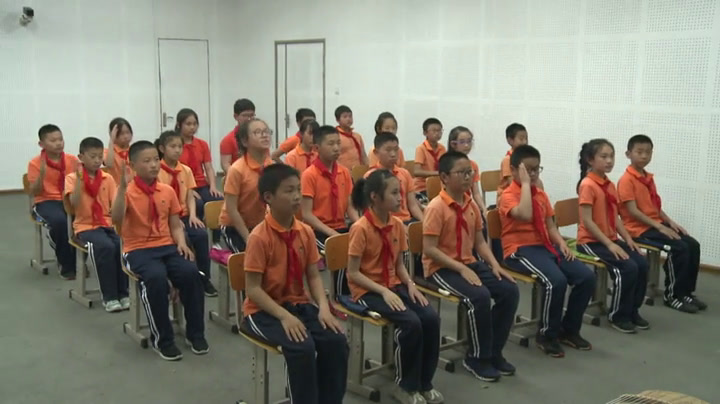 人教版音乐五下《渔舟唱晚》辽宁刘老师-市一等奖