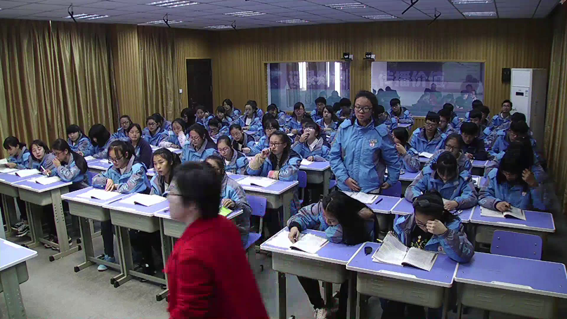 译林版英语模块六《Reading(1)：The search for happiness》安徽吴老师-市一等奖