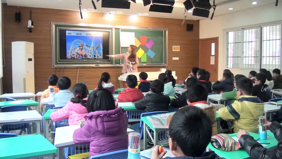 苏少版美术四下《第1课　色彩的对比与和谐》江苏杨老师-市一等奖