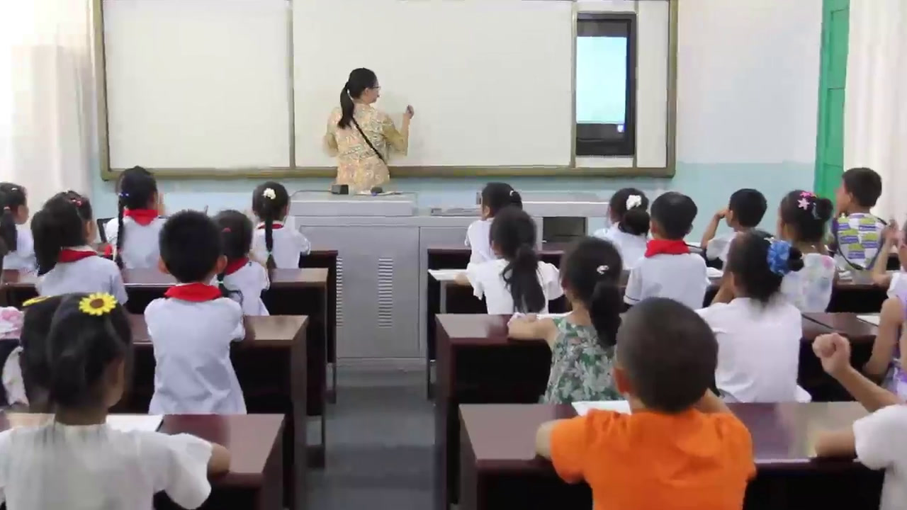 湘文艺版音乐一下《（歌表演）母鸡叫咯咯》湖北胡老师-市一等奖