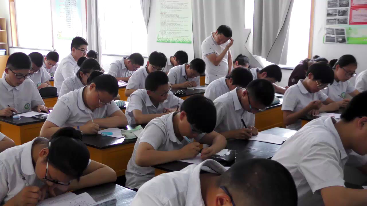 苏科版数学九下《5.3用待定系数法确定二次函数表达式》江苏严老师-市一等奖