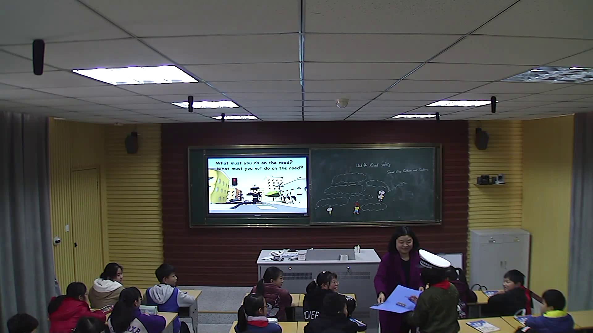 译林版英语六下《Unit 4 Road safety-Sound time,Culture time & Cartoon time》江苏周老师-市一等奖