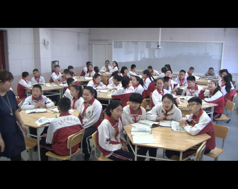 外研版英语七下《Unit 2 We're going to cheer the players.》山东赵老师-市一等奖