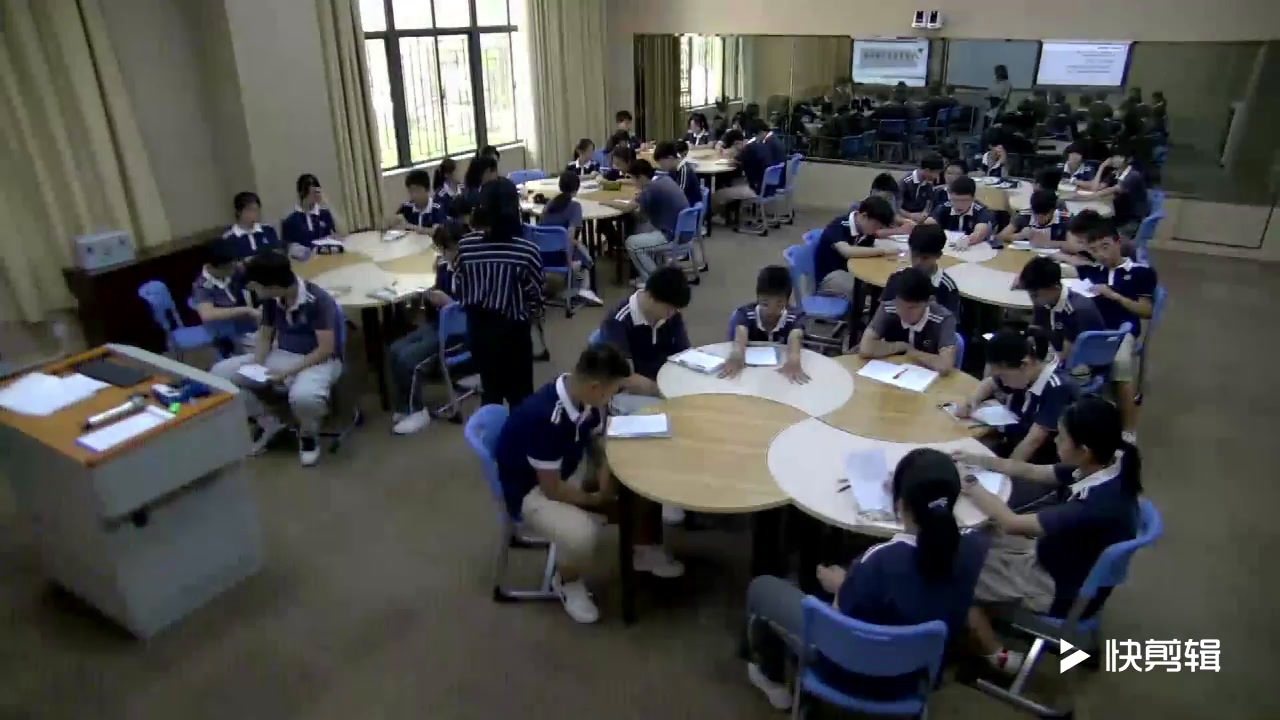 语文2011课标版九下《左迁至蓝关示侄孙湘》广东郭老师-