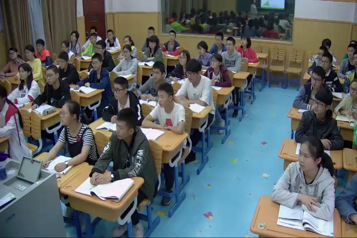 华东师大版数学九上《相似三角形的性质》湖北周老师-市一等奖