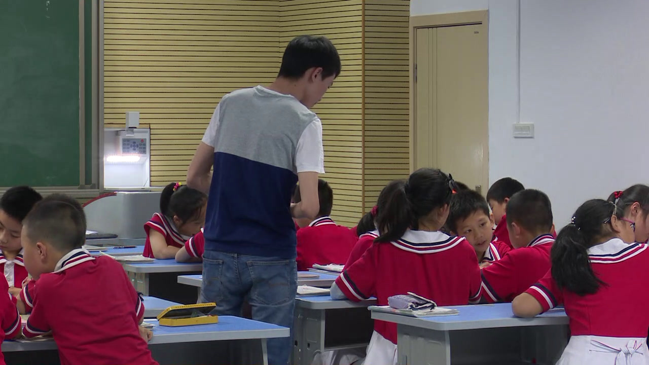1.人教版数学四下《解决问题》全国一等奖