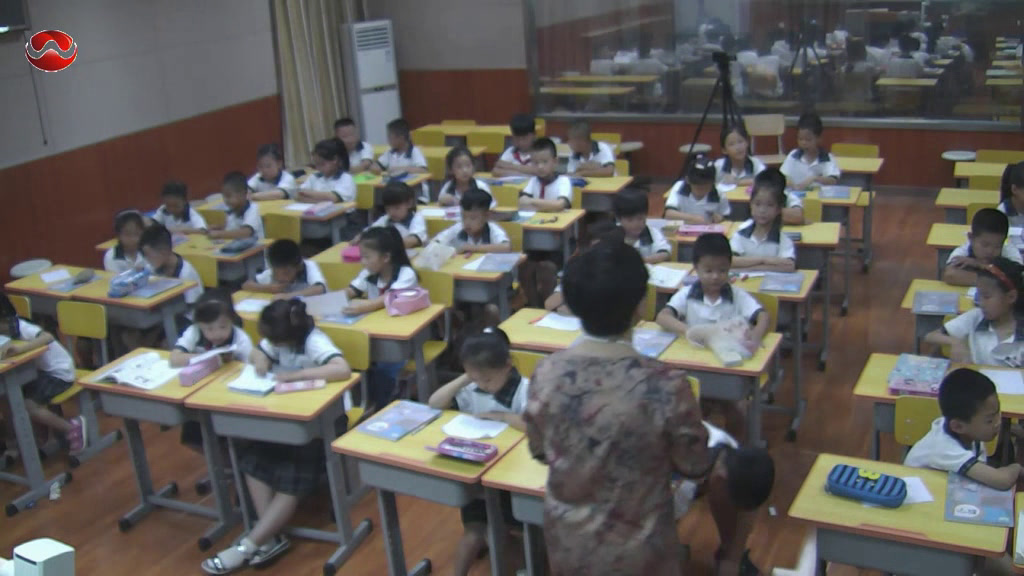 1.人教版数学一下《两位数加一位数、整十数》天津市一等奖
