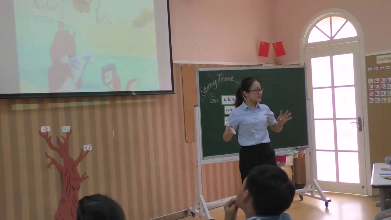 3.人教（PEP)英语（吴欣主编）五下《Unit 5 Whose dog is it - part C》国家级优质课