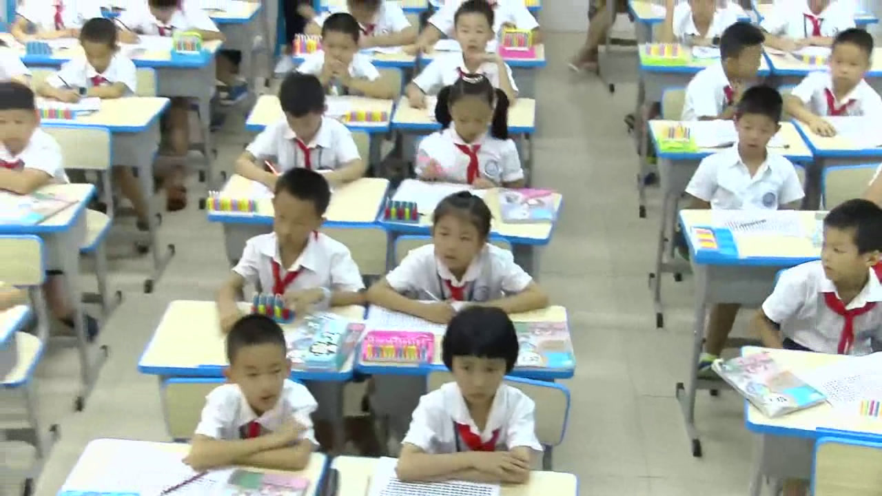 2.人教版数学二下《1000以内数的认识》海南省一等奖