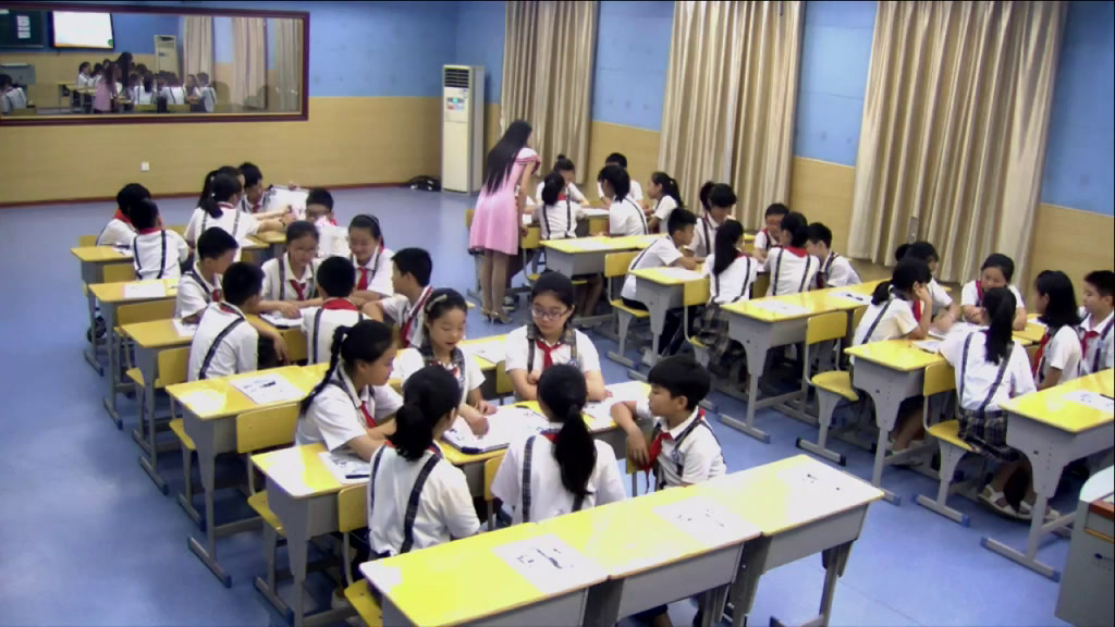 2.人教(PEP)英语（吴欣主编）四下《Unit 4 At thefarm - part A》湖南省省级优课