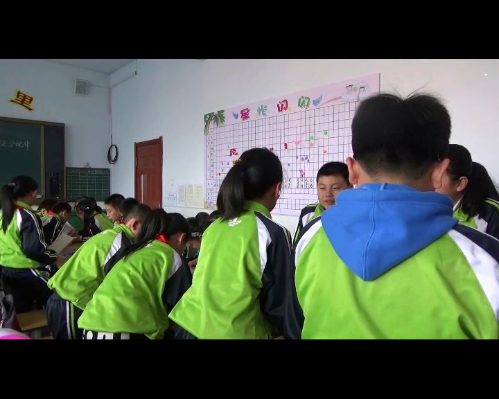 1.人教版数学四下《乘法运算定律》吉林省一等奖
