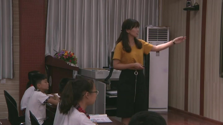 3.人教版数学四下《三角形的认识》河南省一等奖