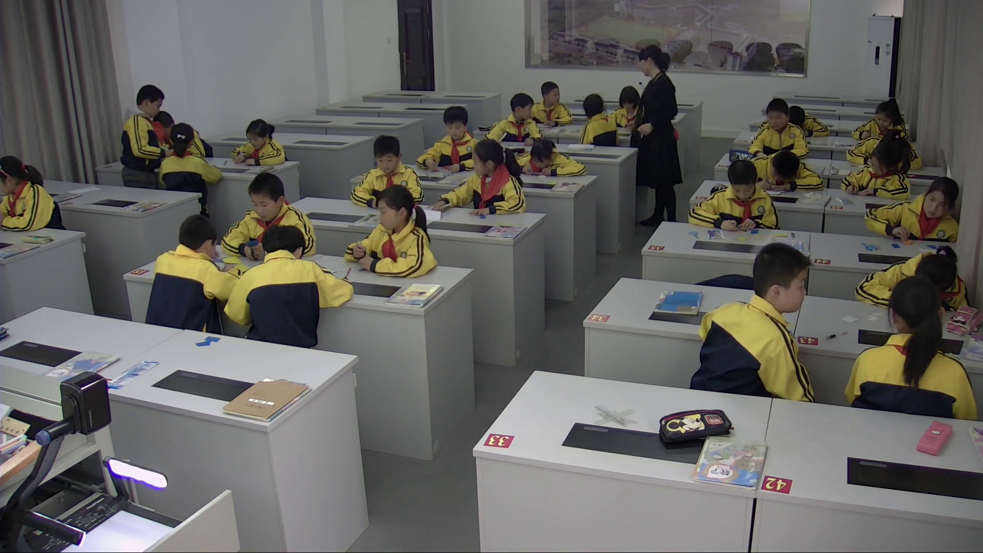 1.人教版数学四下《解决问题》湖北省一等奖