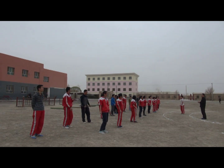 1.人教版体育八年级《科学发展体能》建设兵团省级优课