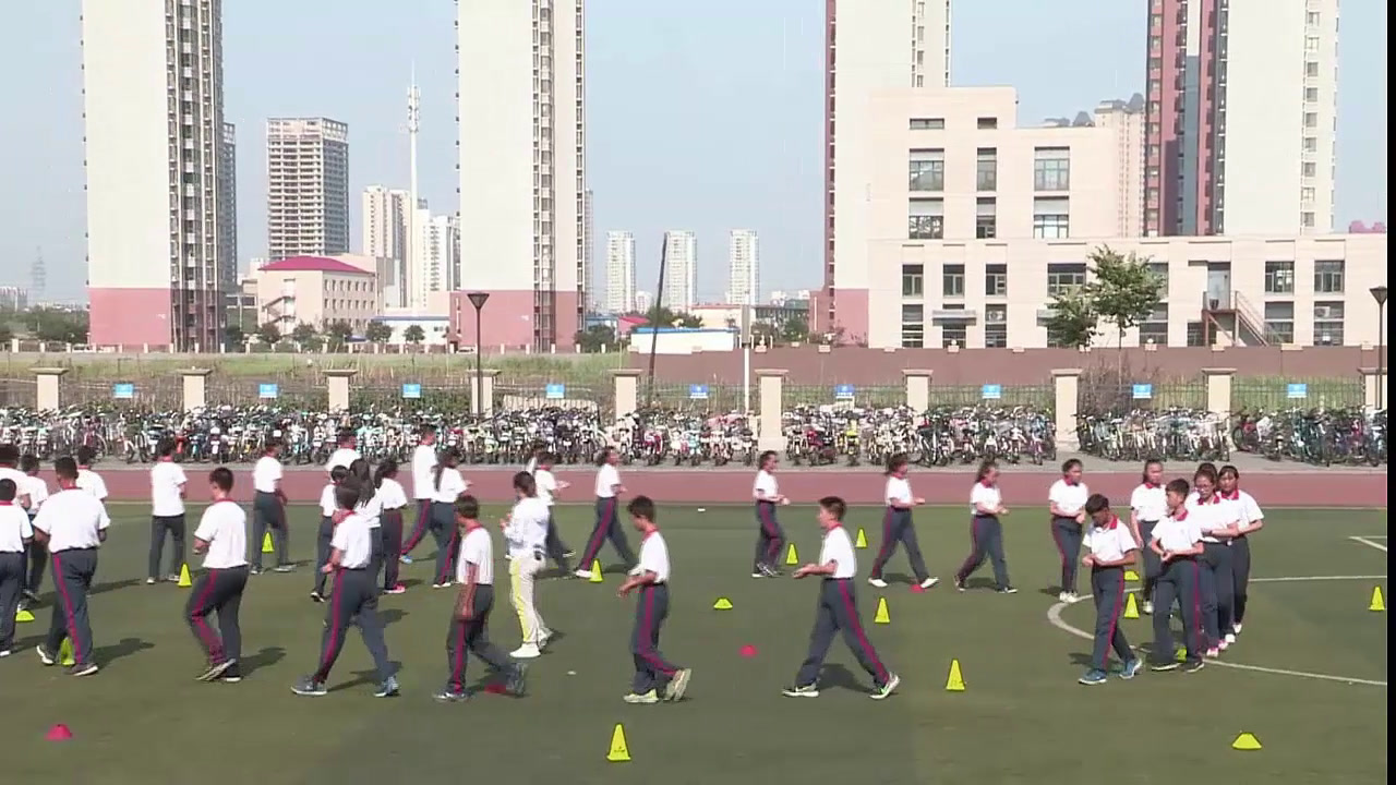 2.人教版体育八年级《中长跑》天津市省级优课