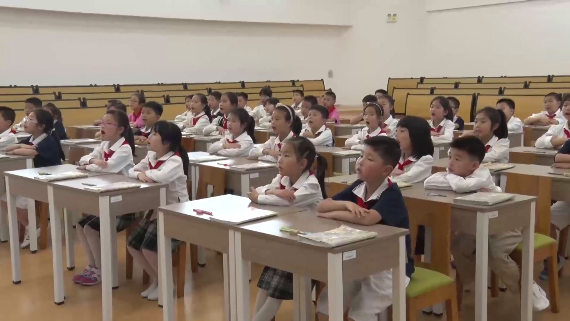 3.苏教2011版小学语文二下《识字2碧水秀峰倒影》江苏省县一等奖
