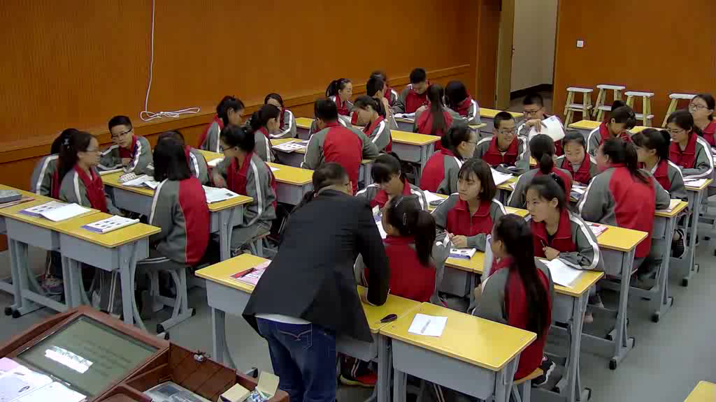 1.人教版英语必修4 Unit1《Using LanguageⅠ》内蒙古省级优课