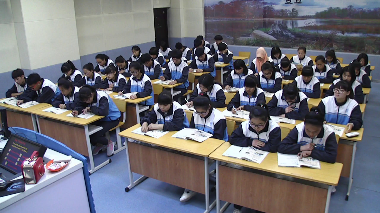 1.人教版英语必修5 Unit2《Using LanguageⅠ》宁夏省级优课