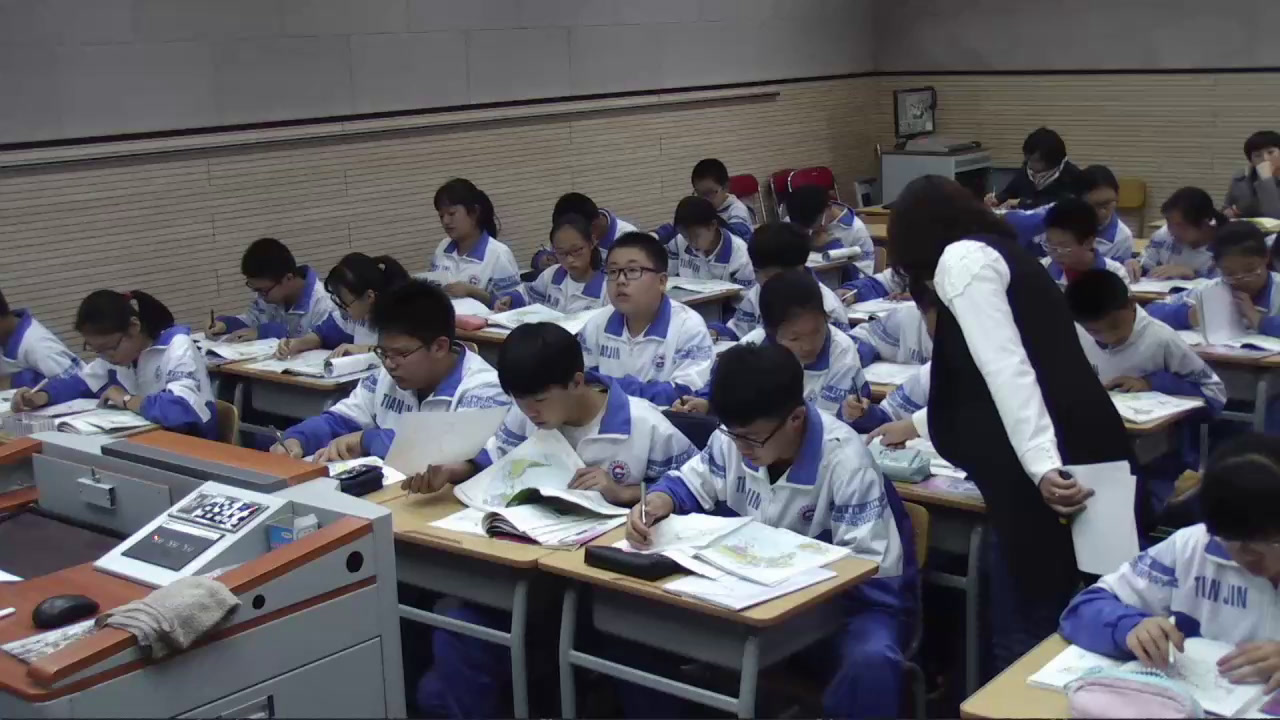 1.人教版地理七下《第三节　印度》天津市省级优课