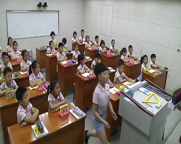2.北师大数学二下《小小图书馆》河南省省一等奖