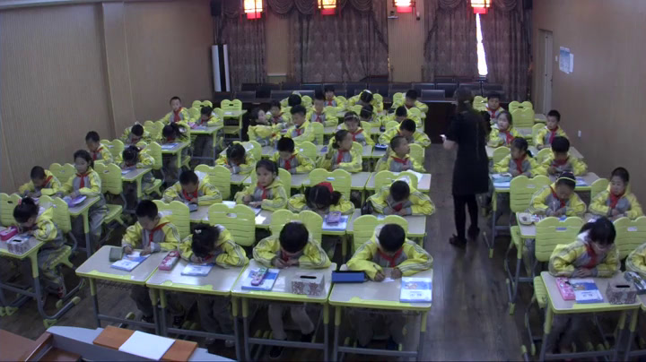1.北师大数学二下《评选吉祥物》全国一等奖