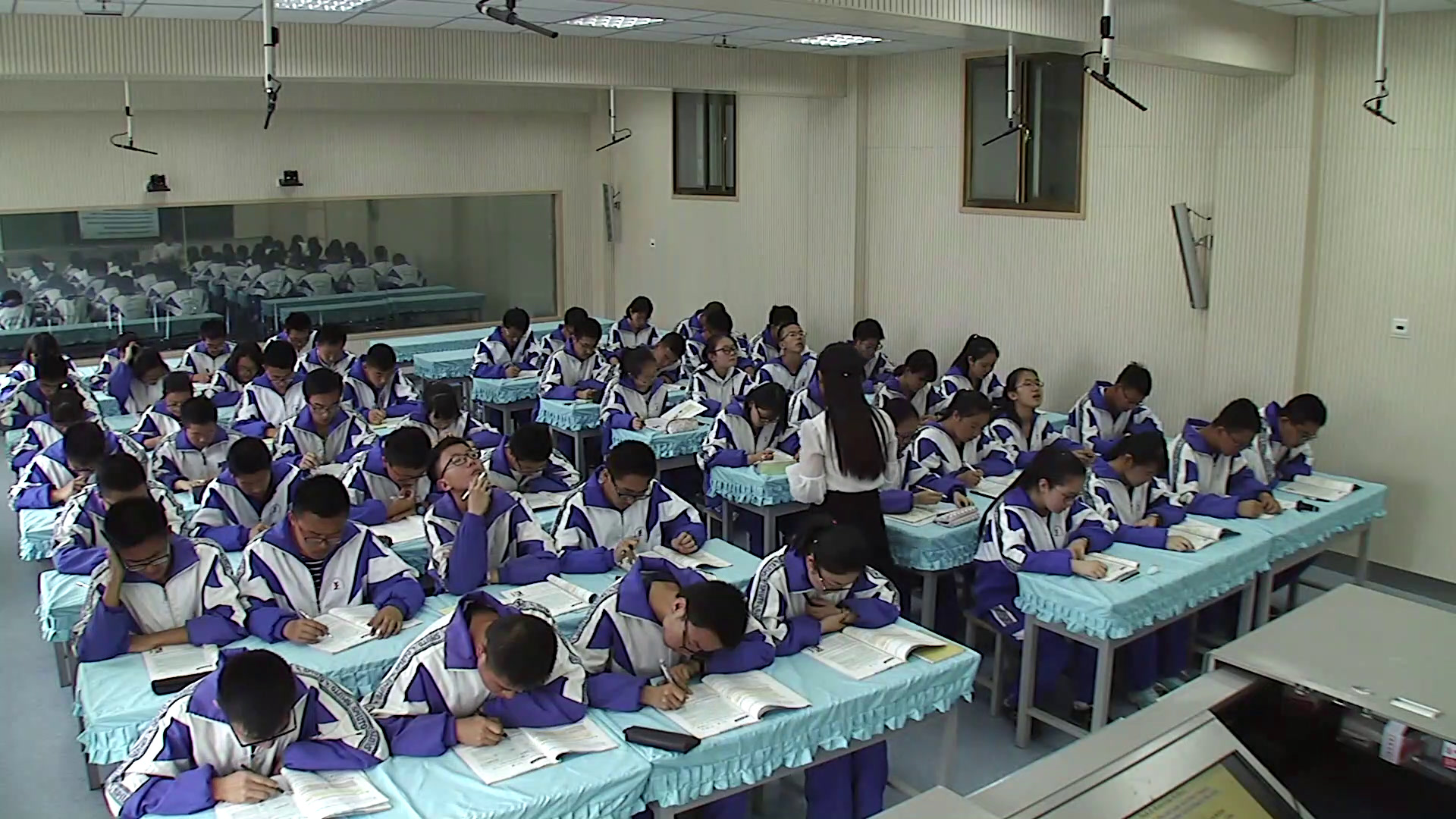 2.人教版英语必修1 Unit 1《Using Language Ⅰ》国家级优质课