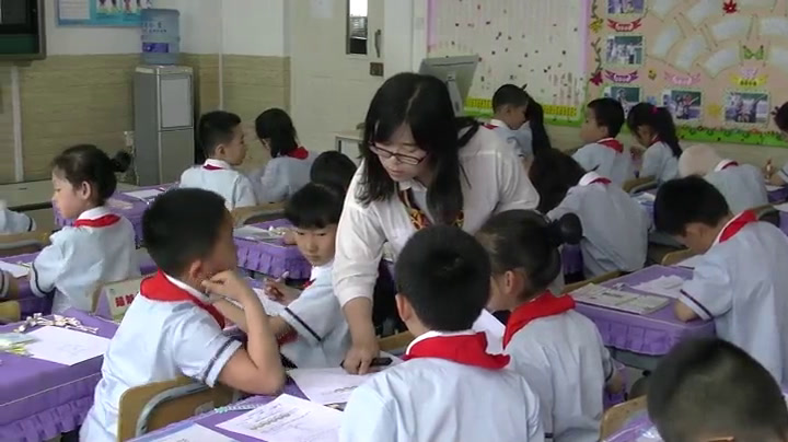 2.北师大数学三下《分桃子》辽宁省市一等奖
