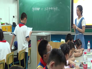 1.北师大数学五下《有趣的测量》全国一等奖