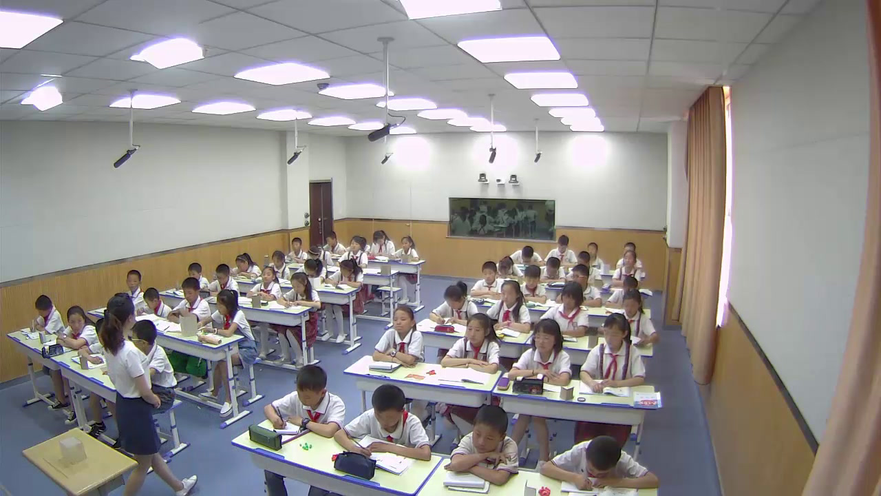 4.北师大数学五下《露在外面的面》陕西省省一等奖