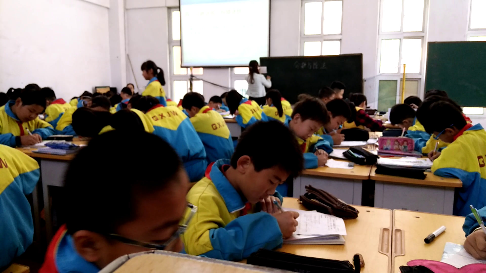 1.北师大数学五下《分数除法（三）》山西省一等奖