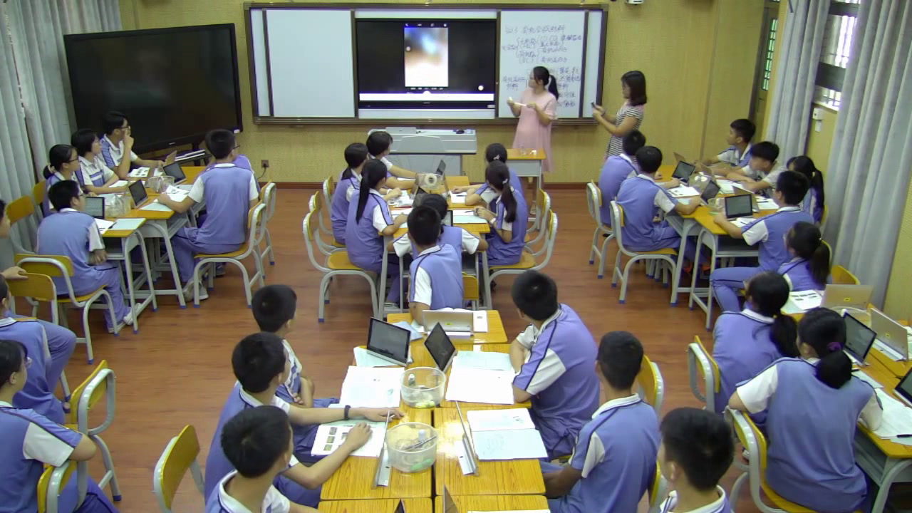 1.人教版化学九下《课题3　有机合成材料》国家级优质课